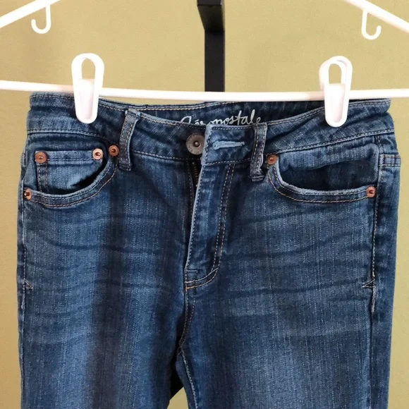 Aeropostale Women’s Ayla Mid-Rise Skinny Jeans - Picture 2 of 7